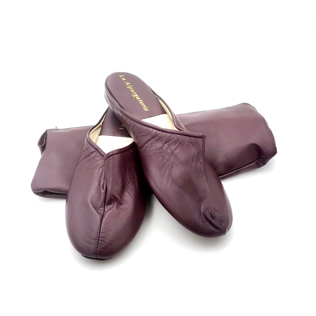 Zapatilla de viaje en napa piel con suela silenciosa y con estuche - Imagen 7