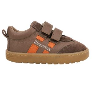 Zapatilla Deportiva En Napa Piel Con Cierre De Velcro Blanditos