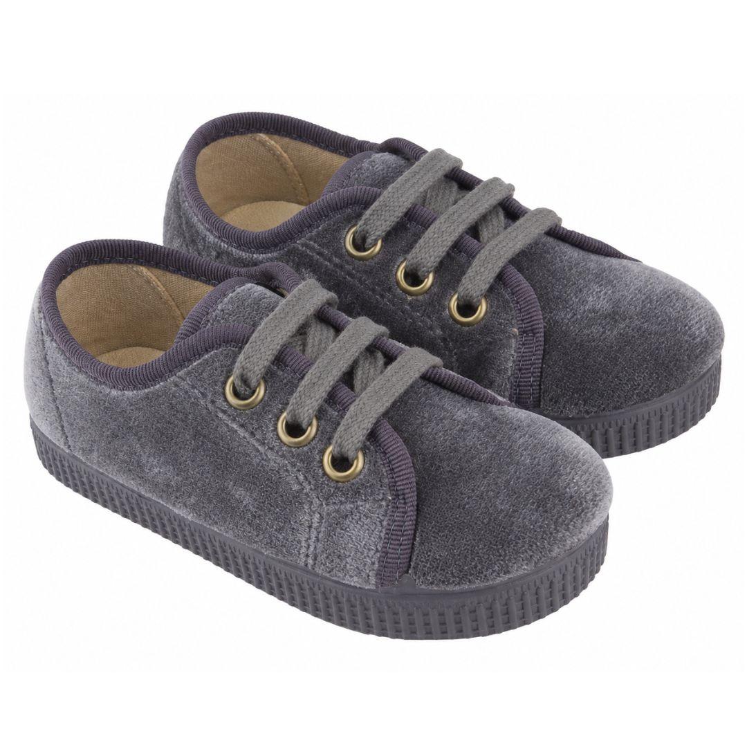 Zapatilla En Terciopelo Con Cordones Flexibles - Imagen 3