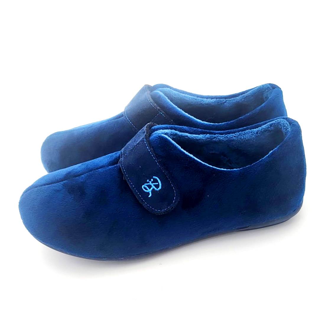 Zapatilla para casa en algodón natural con cierre de velcro . - Imagen 6