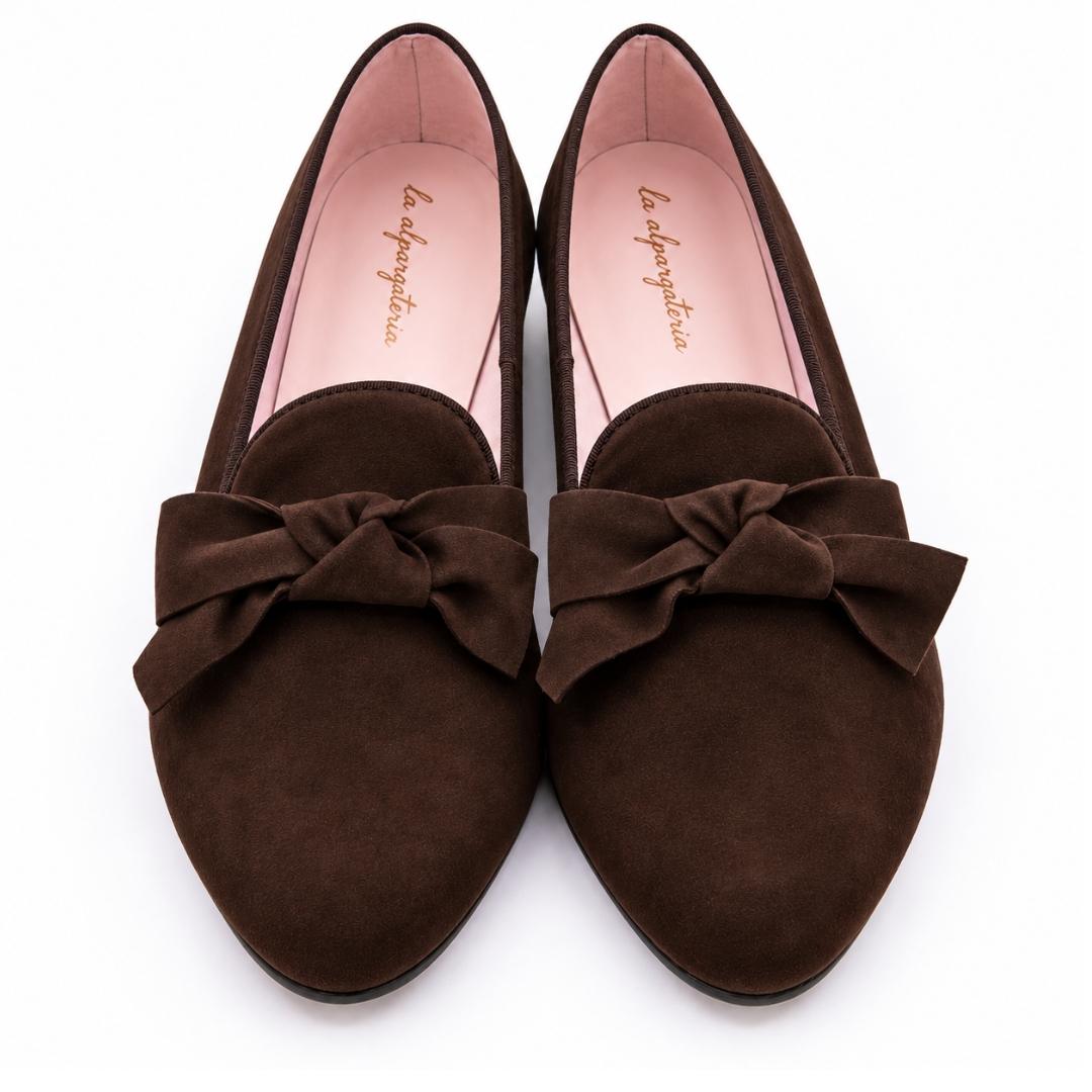 Zapato Slipper Clásico En Ante Piel Y Lazo - Imagen 9
